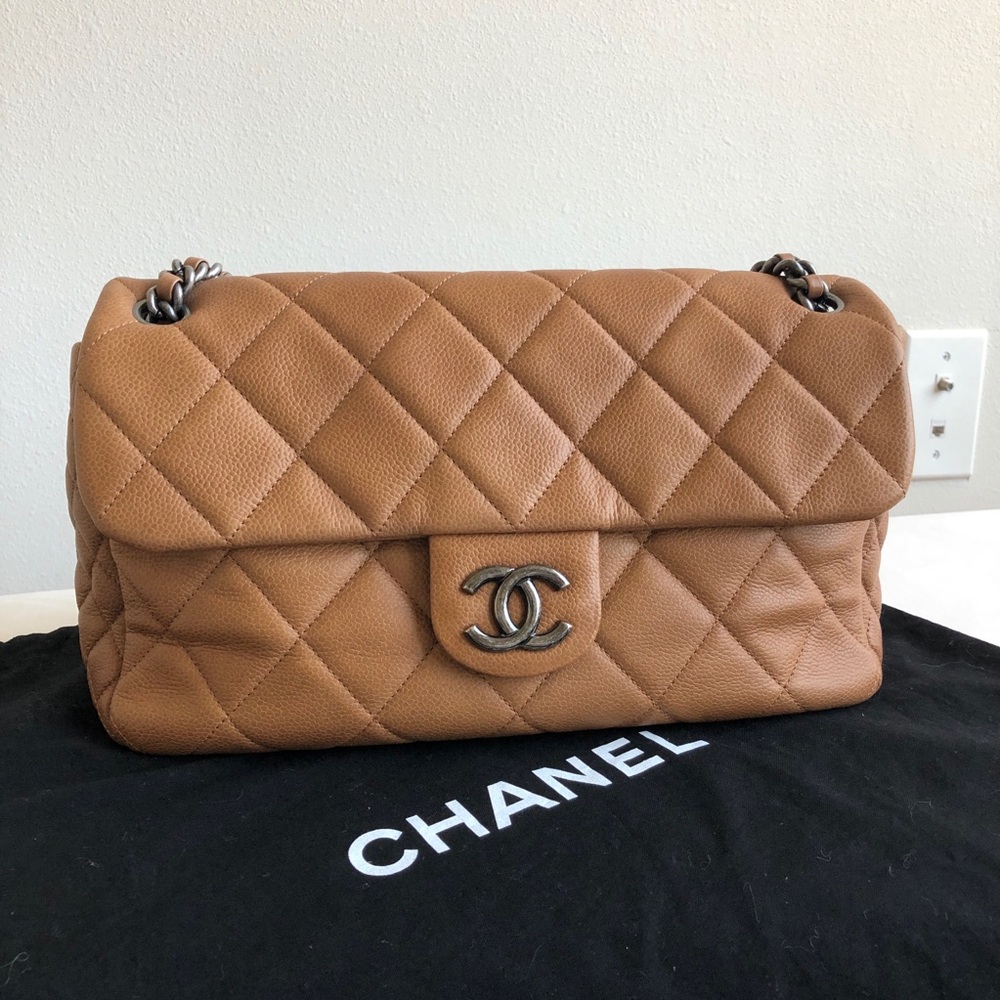 Chanel brown caviar flap - Picture 14 of 16